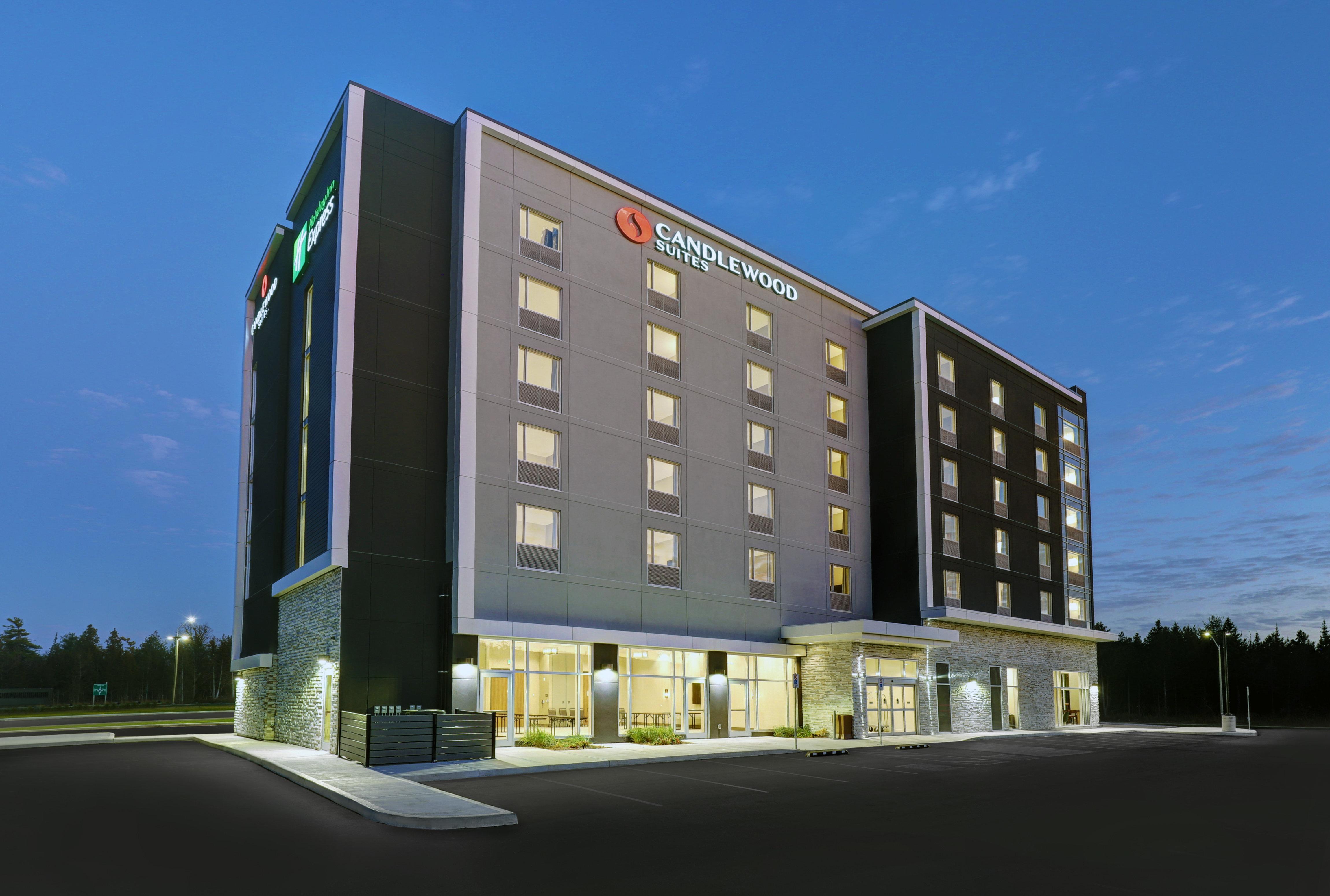 Candlewood Suites - Kingston West, An Ihg Hotel Exterior foto